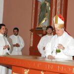 Se consagró el altar y se dedicó la iglesia  del Santuario de Fátima